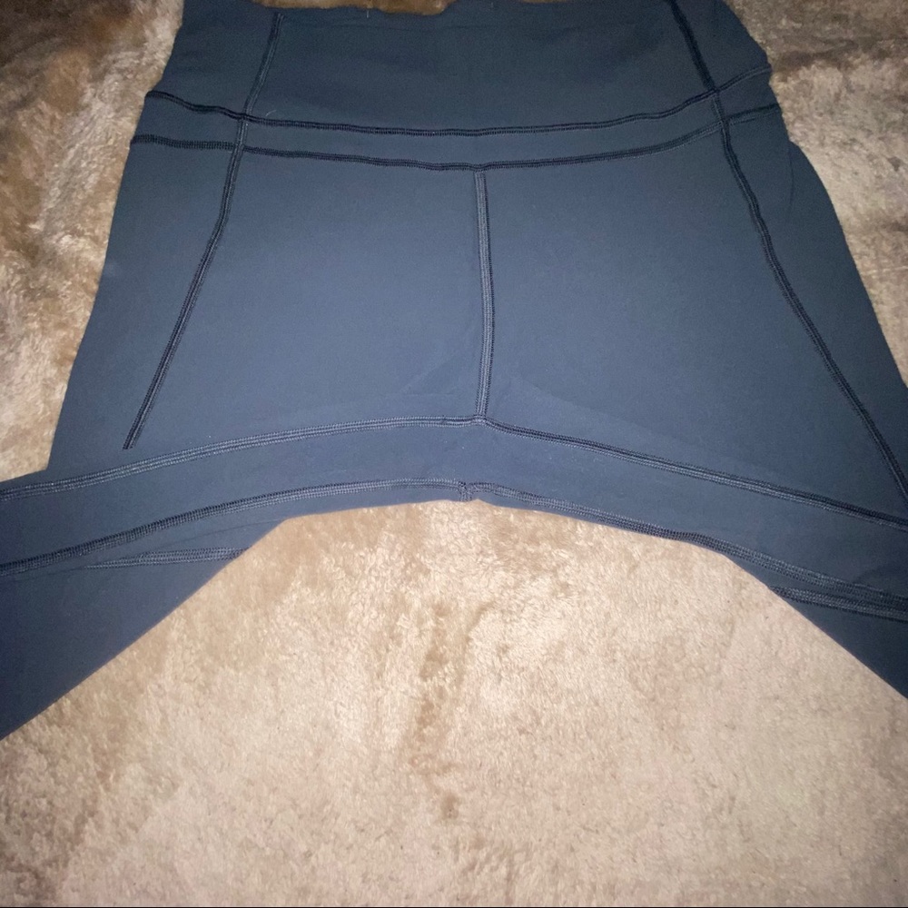 Lululemon pushing limits leggings - Picture 9 of 12